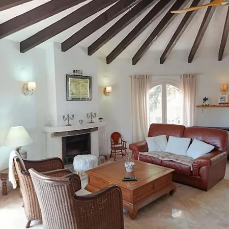 Les Pins Villa *